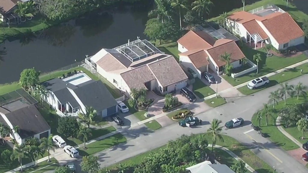 Deputies, SWAT team respond to reports of barricaded person in Weston home, BSO says — CBS Miami, Ross Sports news