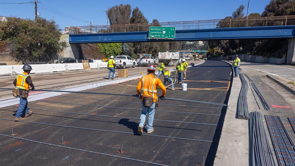 San Francisco gridlock likely with latest 101 closure, major weekend events. Here's what to know. — CBS Bay Area (KPIX), Ross Arts news