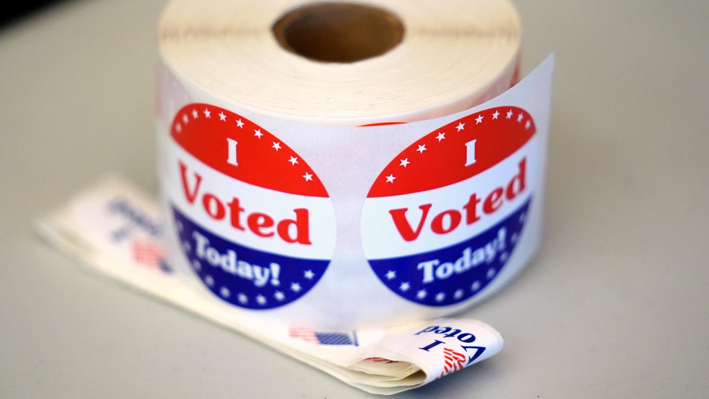 South Florida gears up ahead of early voting in the 2026 midterm elections — CBS Miami, Ross Community news