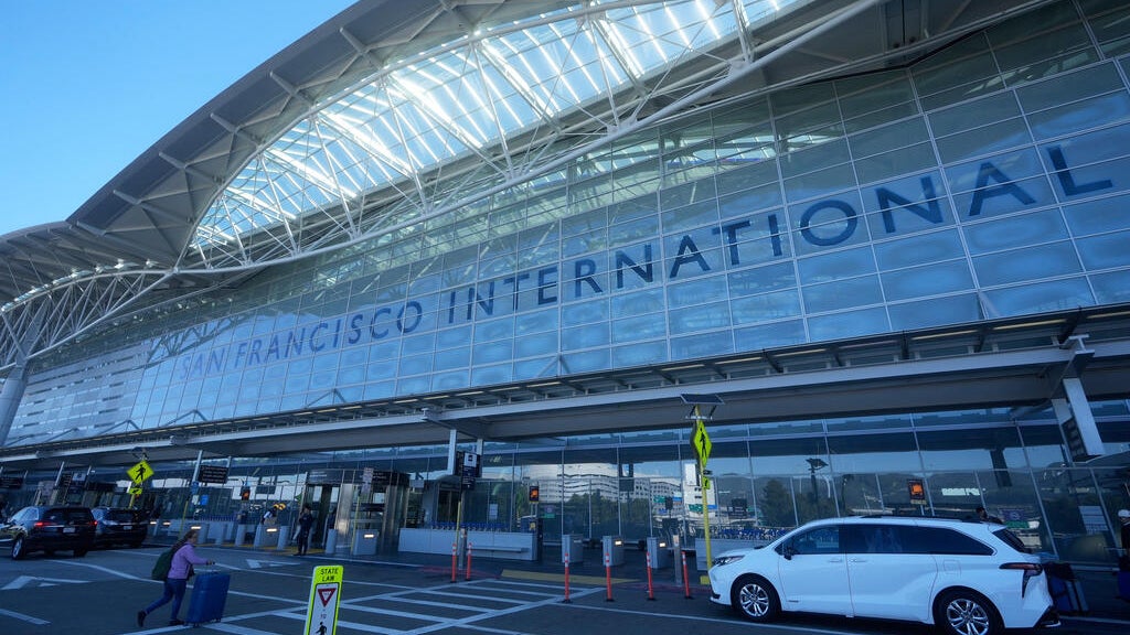 Sonoma County Airport to SFO shuttle to offer security screening, deliver passengers to gate — CBS Bay Area (KPIX), Ross Business news