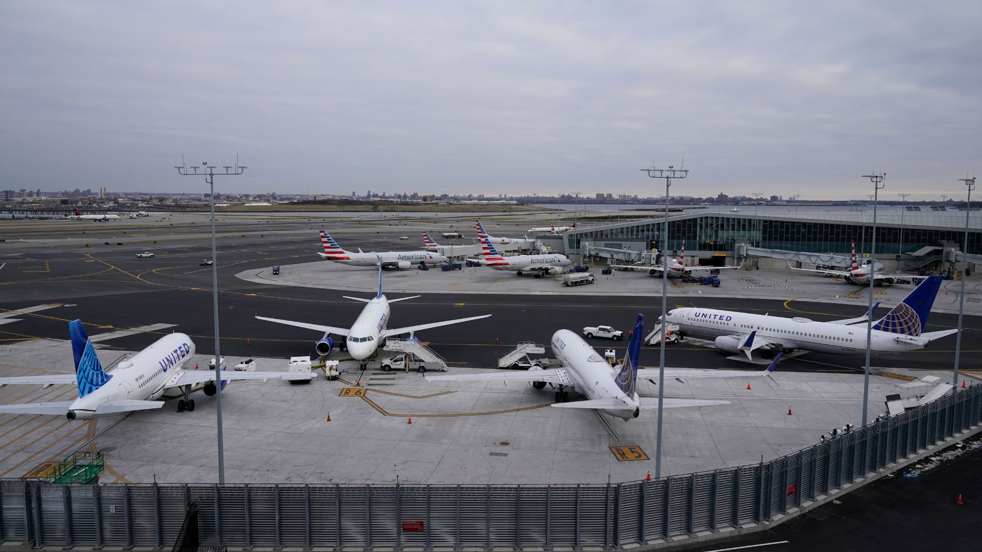 FAA investigating close call at New York City's LaGuardia Airport between Delta flight, business jet
— ABC 7 Bay Area, Ross Business news