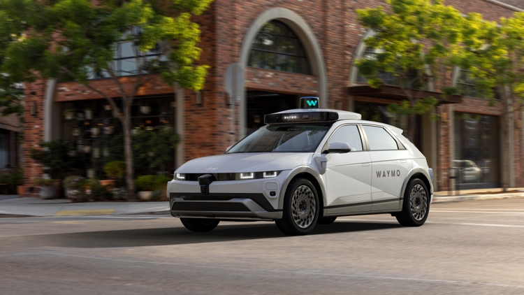 Waymo opens autonomous ride-hailing to all San Antonio residents — KENS 5 (San Antonio), Ross Community news