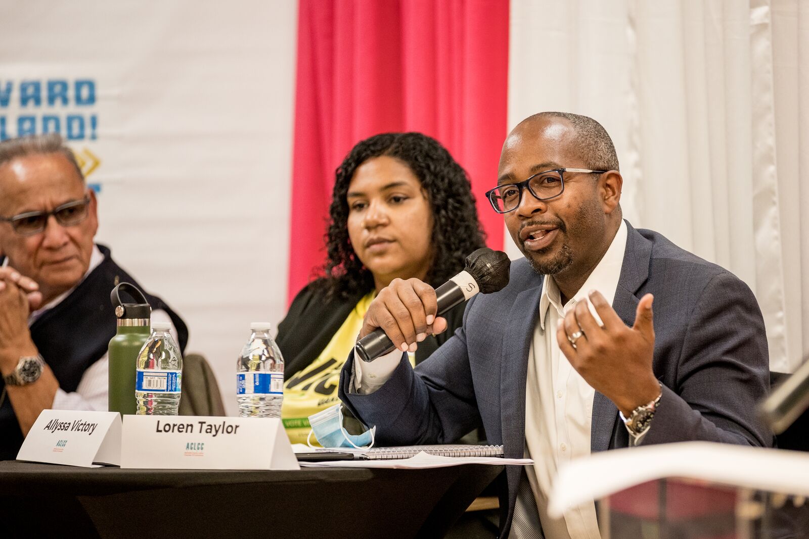 Thwarted in 2022’s mayoral election, Loren Taylor watches Thao in the hot seat — The Oaklandside, Ross Arts news