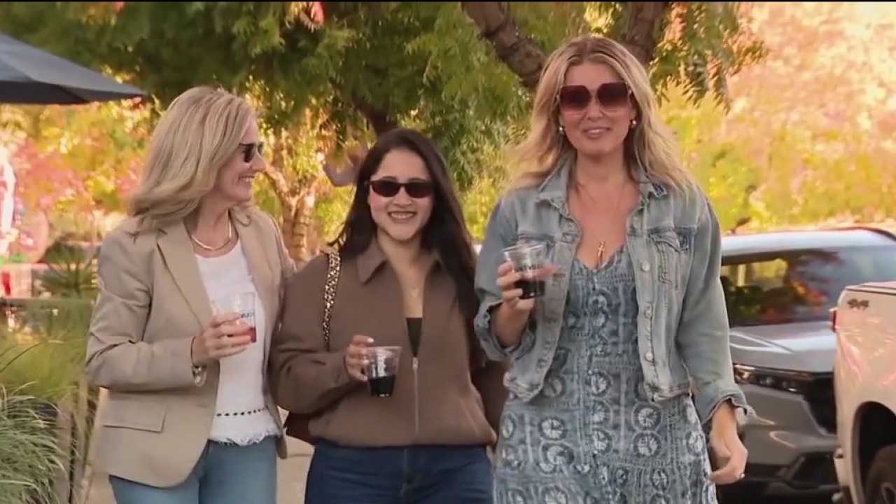 Yountville launches Napa Valley's first open-container entertainment zone — KTVU FOX 2 Bay Area, Ross Community news