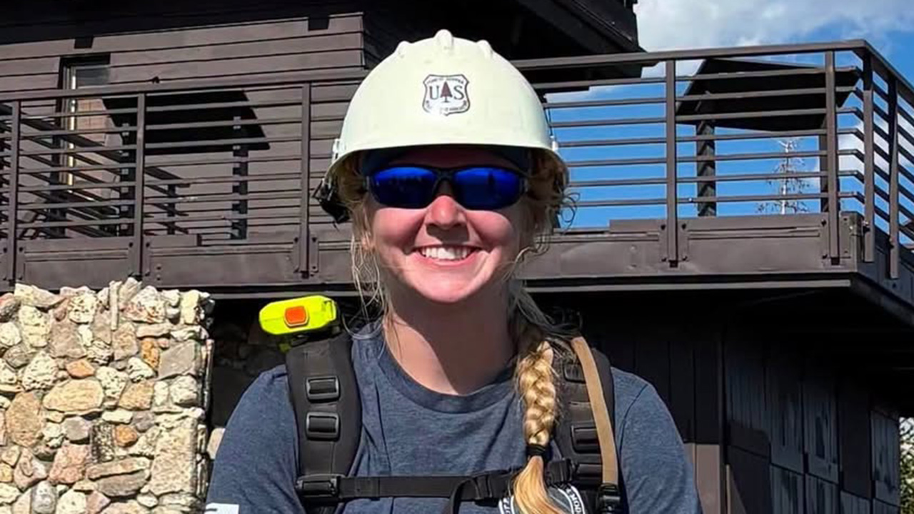 Firefighter, 24, died after being struck by a tree battling La. wildfire — KTVU FOX 2 Bay Area, Ross Community news